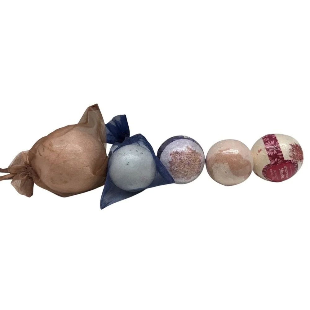 Lot of 5 Bath Bombs Mixed Brands Bath & Body Works Japanese‎ Cherry Blossom +
